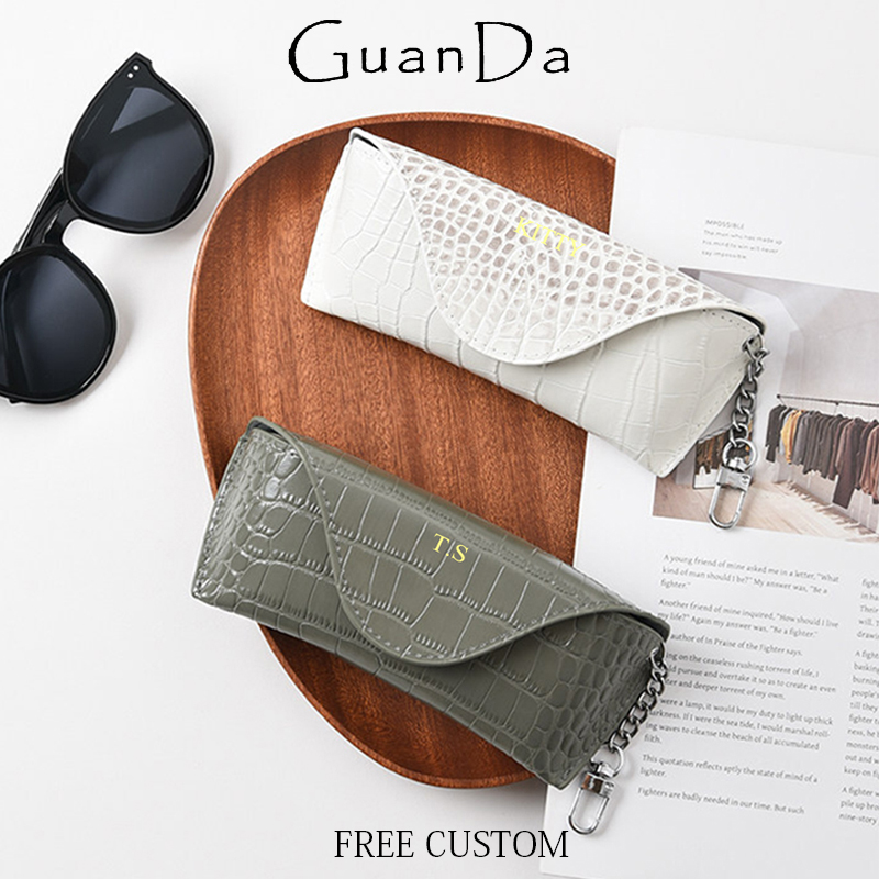 Sac à lunettes de luxe en cuir - Sunglass Retainer Cord avis et prix